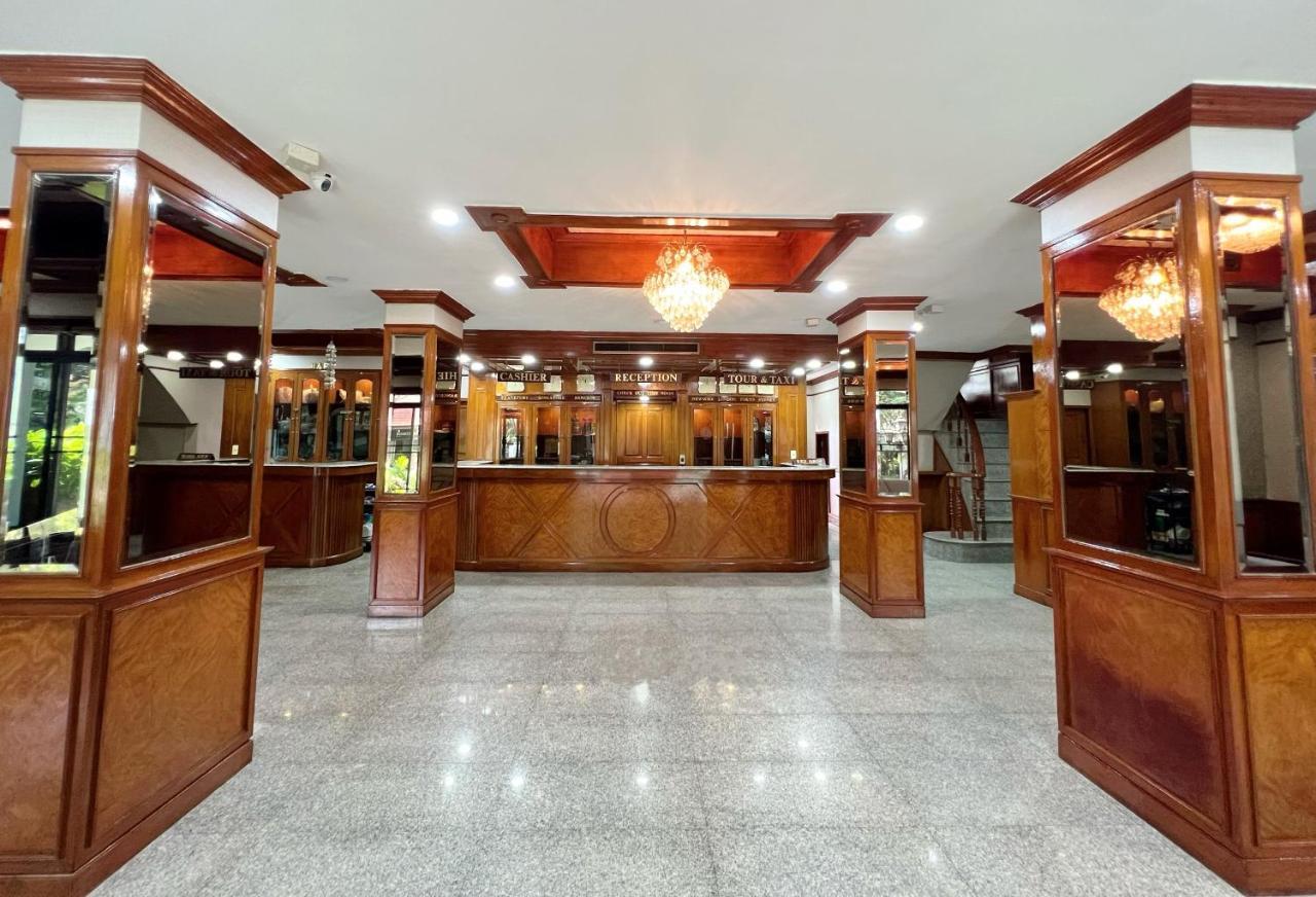 The Promenade Bangkok Hotel Exterior photo