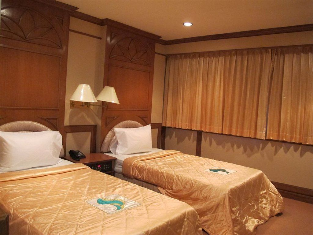 The Promenade Bangkok Hotel Exterior photo